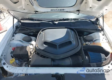 2015 Dodge Challenger R/T Shaker из США, поврежденный, VIN 2C3CDZAT4FH816717